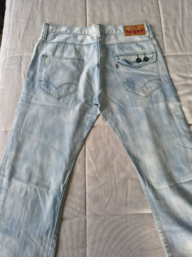 Jeans Levi's desgastados para hombre - 2