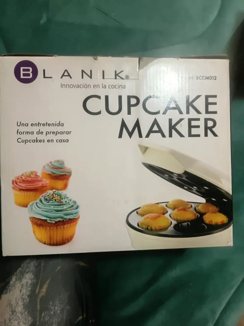 Máquina para hacer cupcakes Blanik BCCM012