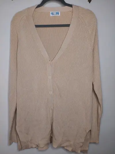 Cardigan beige de punto para mujer - miniatura 1