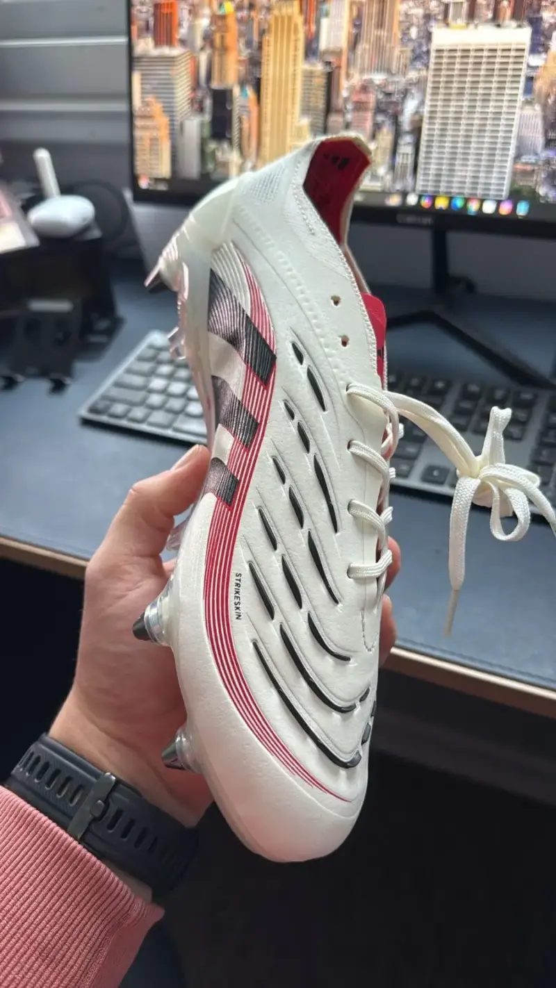 Botines de fútbol Adidas Predator blancos - 3