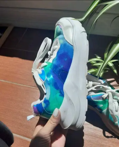 Zapatillas deportivas coloridas para mujer - miniatura 3