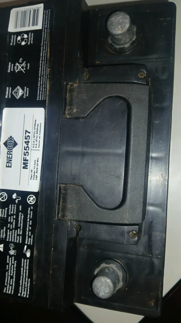 Batería de auto Enerbox MF55457 reciclable - 3