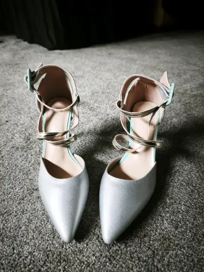 Zapatos de tacón - miniatura 3