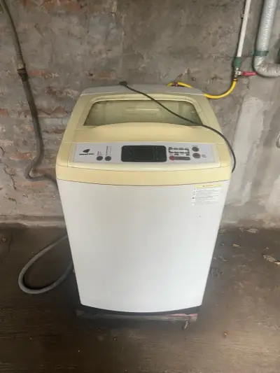 Lavadora automática 8.5kg en buen estado - miniatura 1