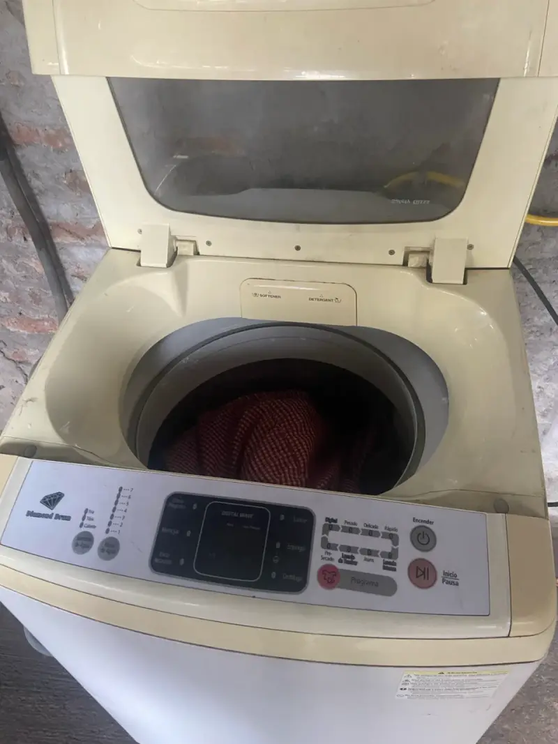 Lavadora automática 8.5kg en buen estado - 2