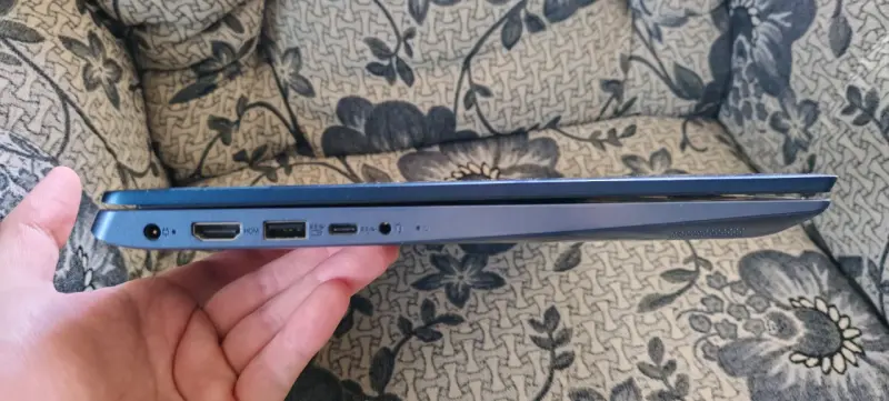 Lenovo Idea Pad 330s - 3