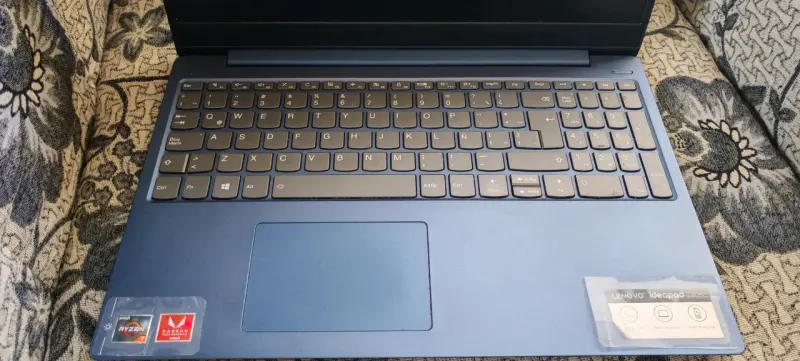 Lenovo Idea Pad 330s - 5