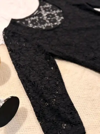 Vestido negro de encaje elegante - miniatura 3