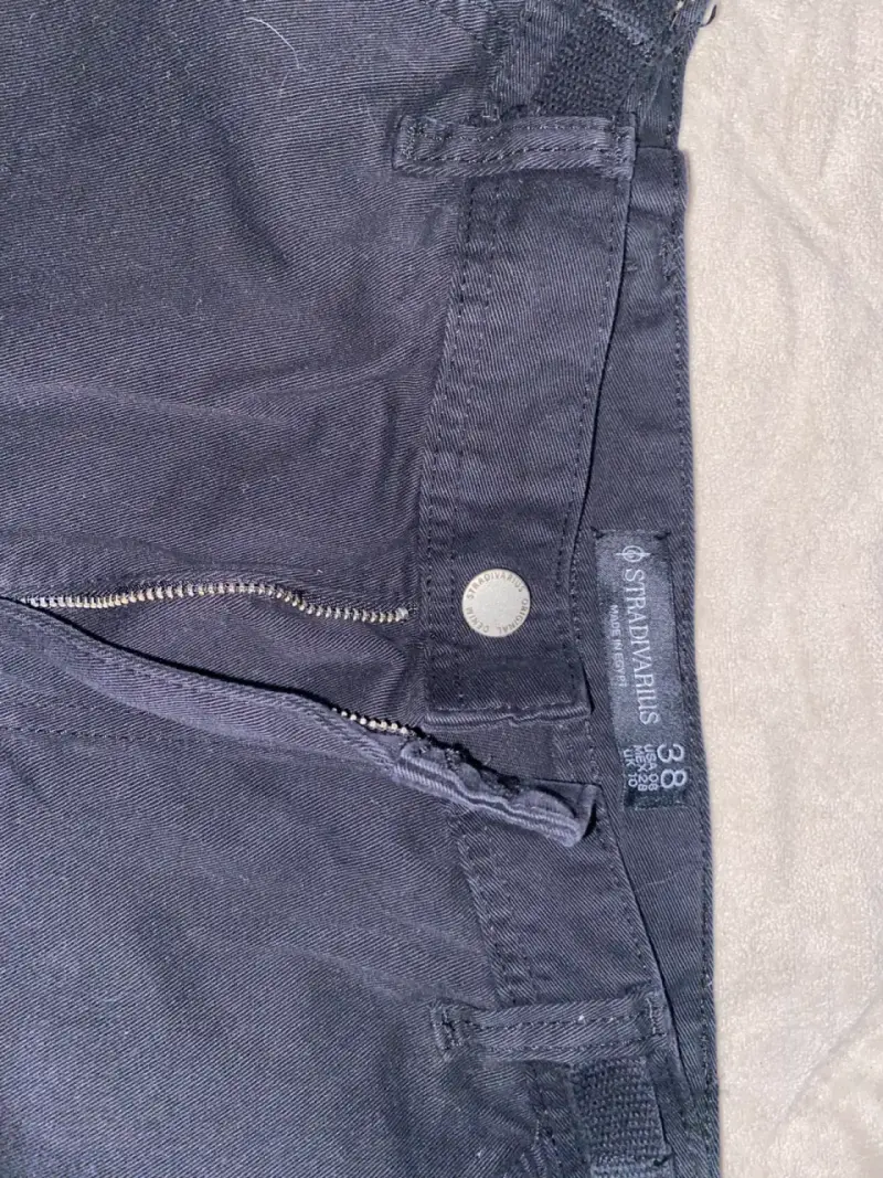 Pantalones negros Stradivarius talla 38 - 2