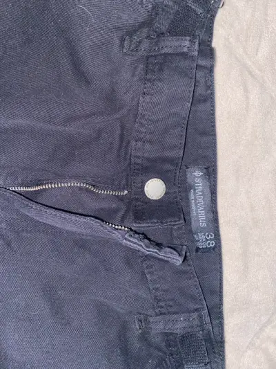 Pantalones negros Stradivarius talla 38 - miniatura 2