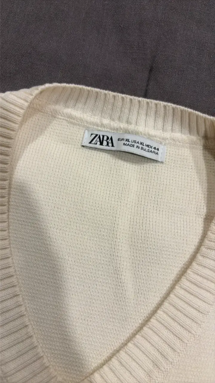 Chaleco sin mangas beige Zara - 2