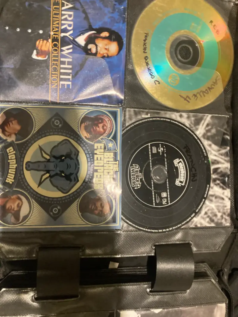 Binder de CDs case logic de música variada - 4