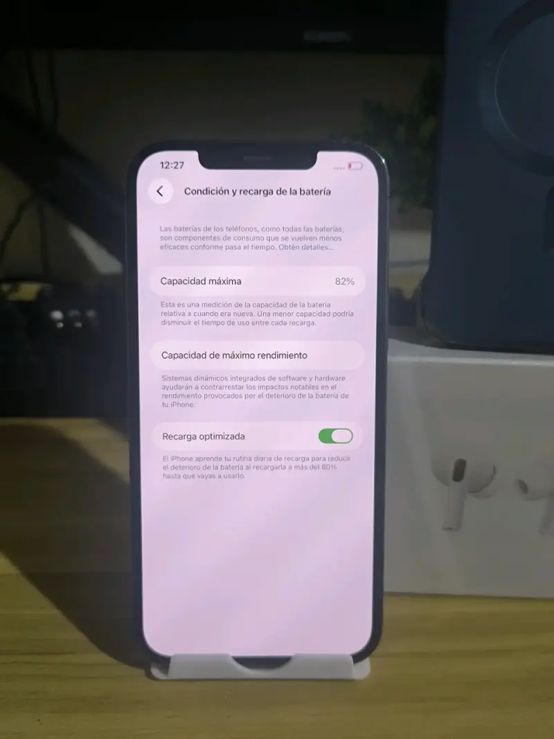 iPhone 12 Pro Max 256GB en buen estado - 2