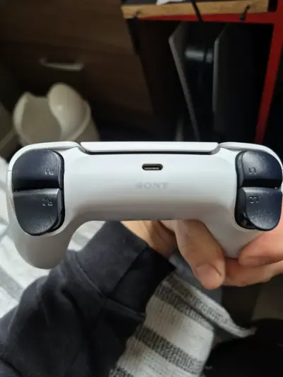Consola PlayStation 5 con control DualSense - miniatura 4