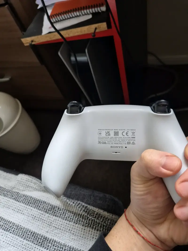 Consola PlayStation 5 con control DualSense - 5