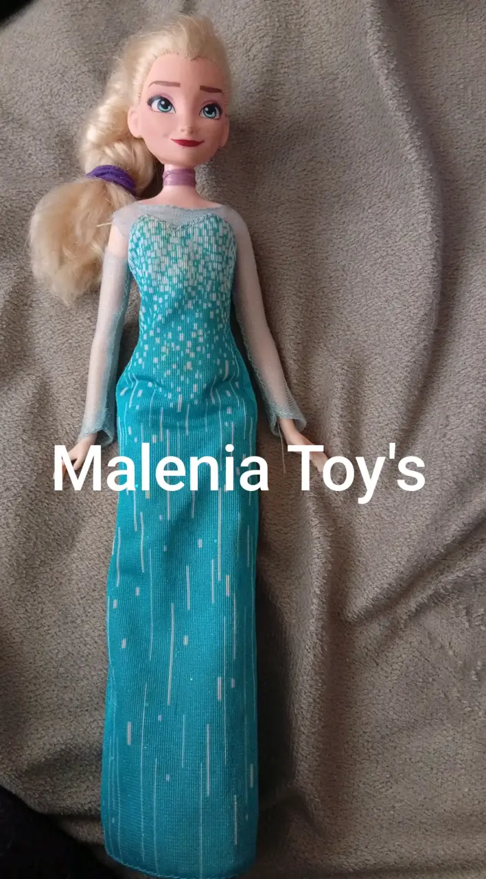 Muñeca Elsa Frozen con Vestido Azul