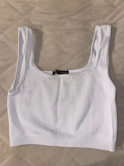 Top corto blanco de canalé Zara - miniatura 1