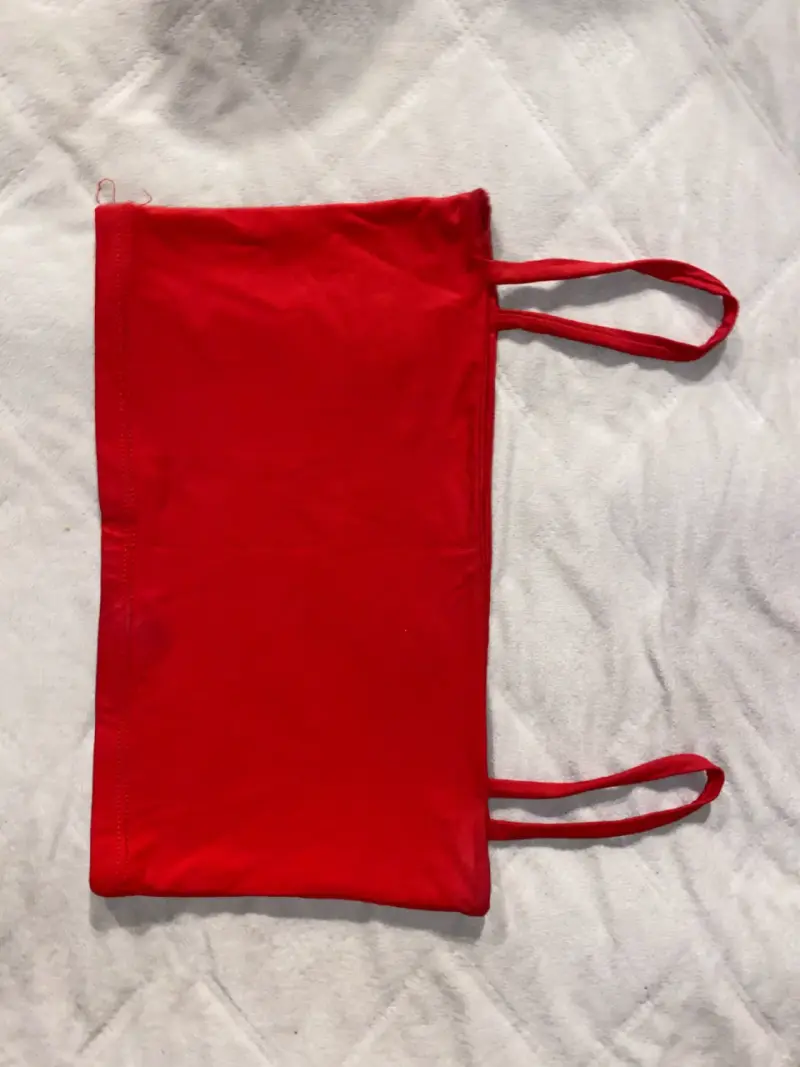 Top rojo sin mangas para mujer