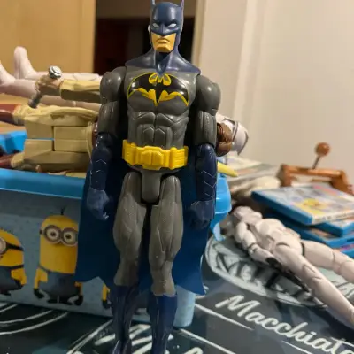 Figura todos en 5000 - miniatura 1