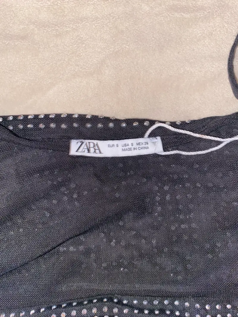 Top de tirantes con lentejuelas Zara - 2