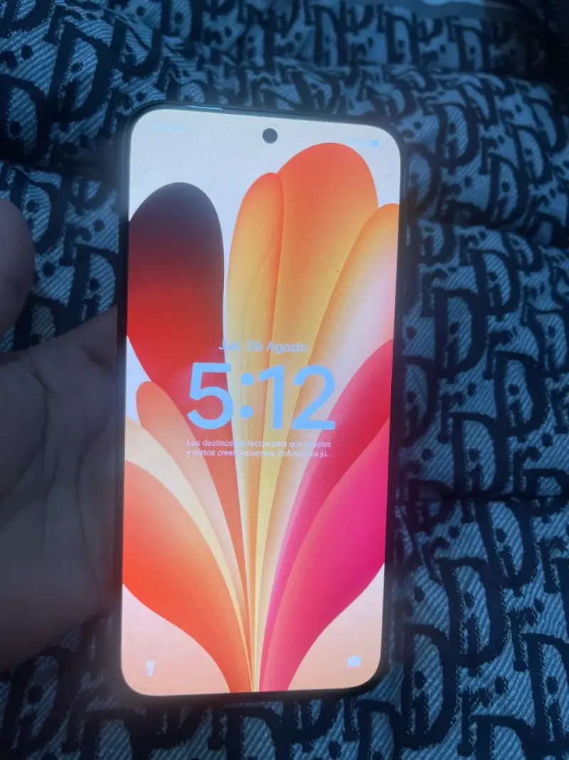 Smartphone Xiaomi 15t con triple cámara Leica - 1