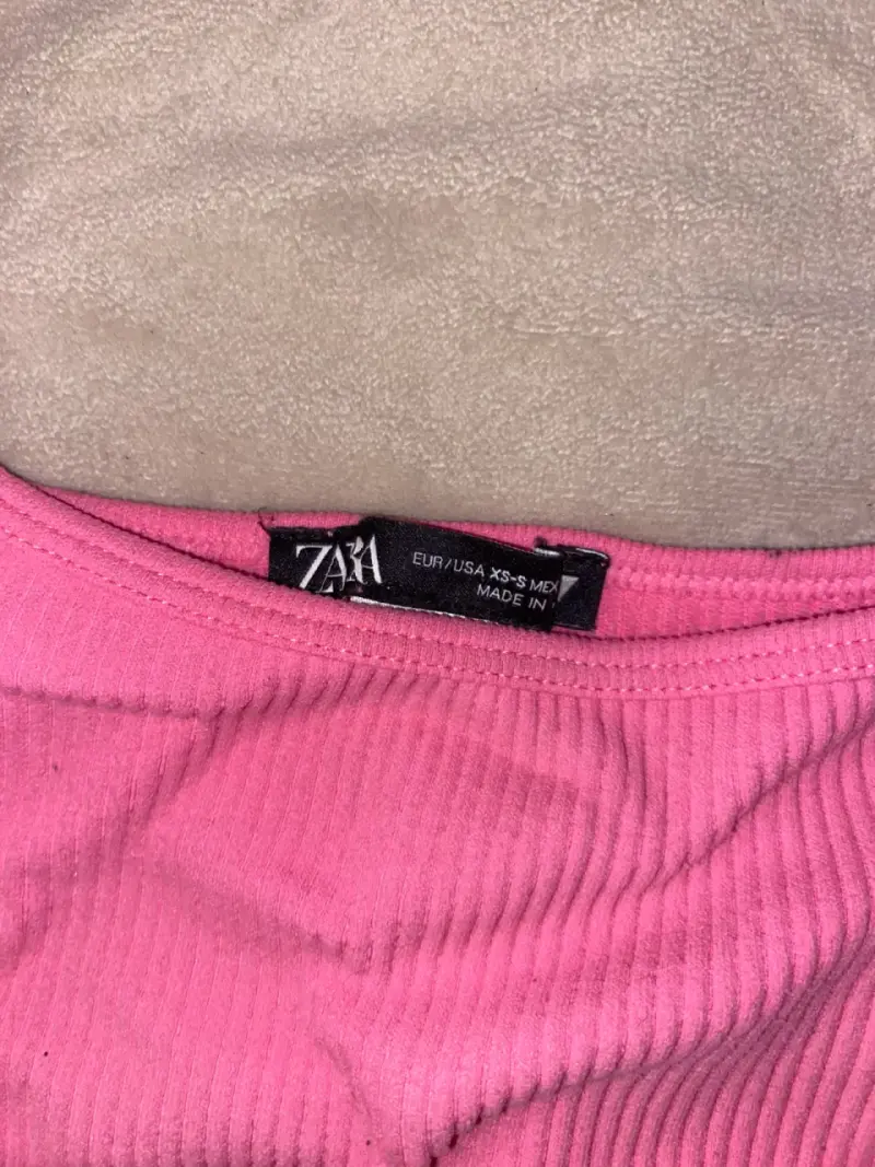 Top corto rosa de canalé Zara - 2