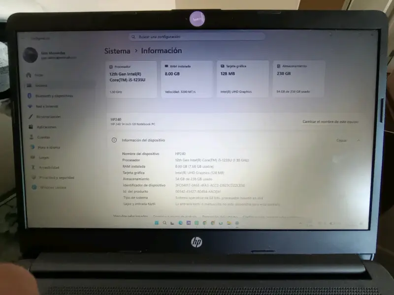 Laptop HP con Intel Core i5 en buen estado - 6