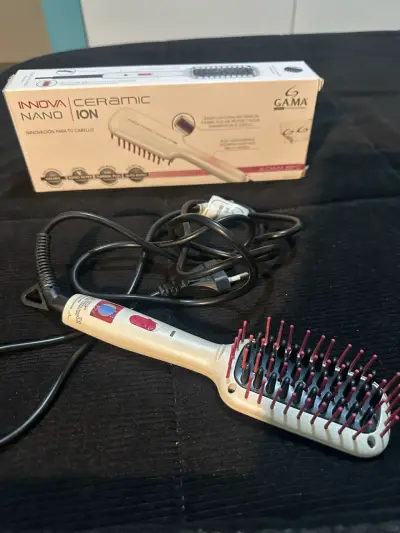 Cepillo Alisador Gama Innova Ceramic Nano Ion - miniatura 2