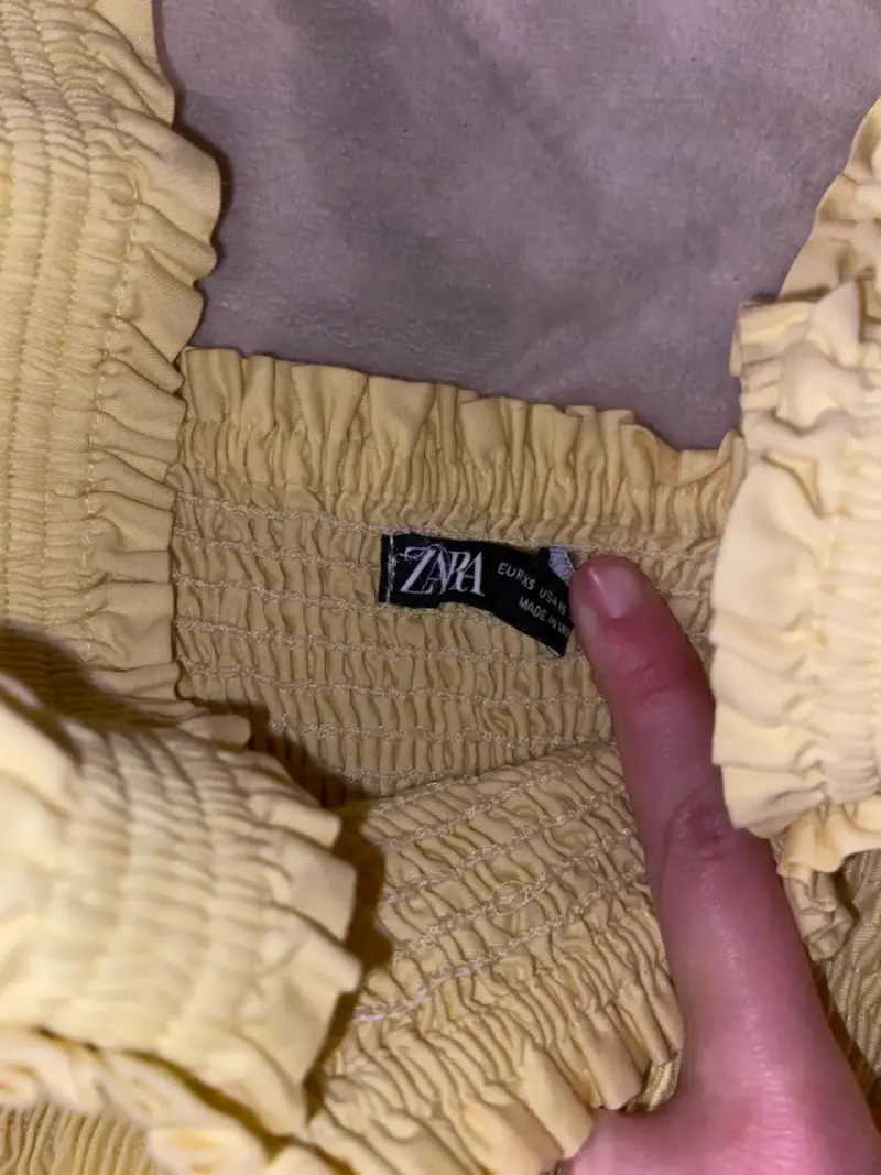Vestido amarillo con tirantes fruncidos Zara - 3