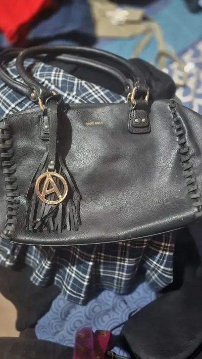 Cartera negra de cuero con flecos Amercian - miniatura 1