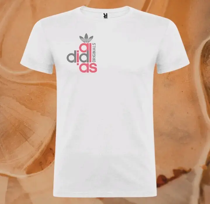 Polera Adidas con logo - 1