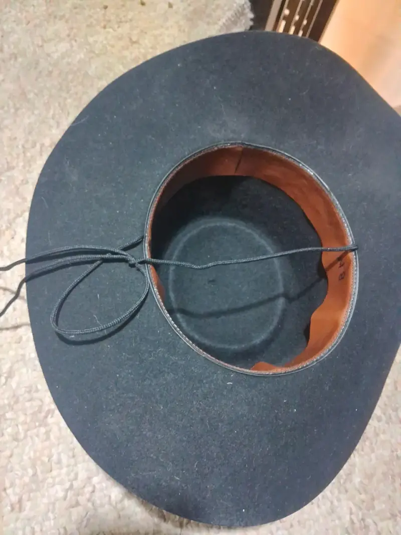 Sombrero de ala ancha negro para huaso - 1