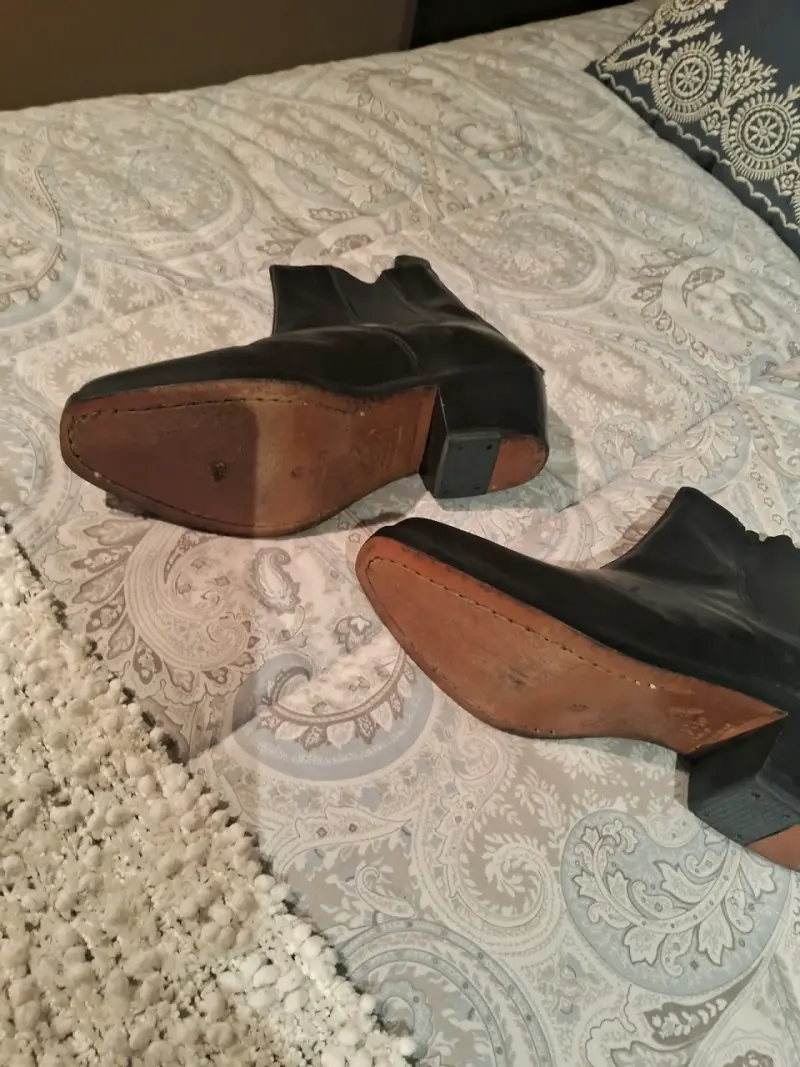 Botines de cuero negro para hombre en buen estado - 2