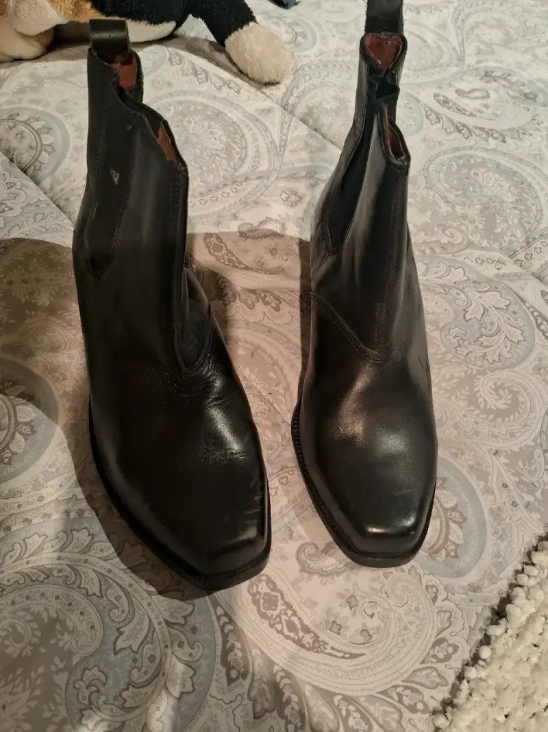 Botines de cuero negro para hombre en buen estado - 3