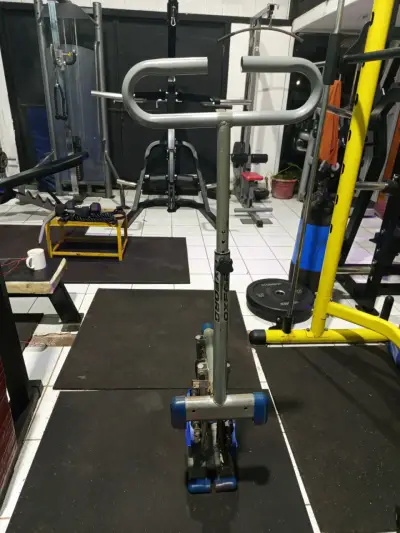Máquina de Ejercicio Abductor para Gimnasi - miniatura 2