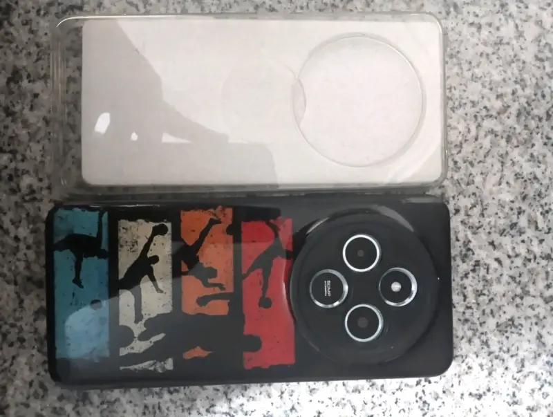 Teléfono Xiaomi redmi 14c en perfecto estado - 4
