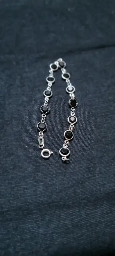 Pulsera de plata con piedras negras - miniatura 3
