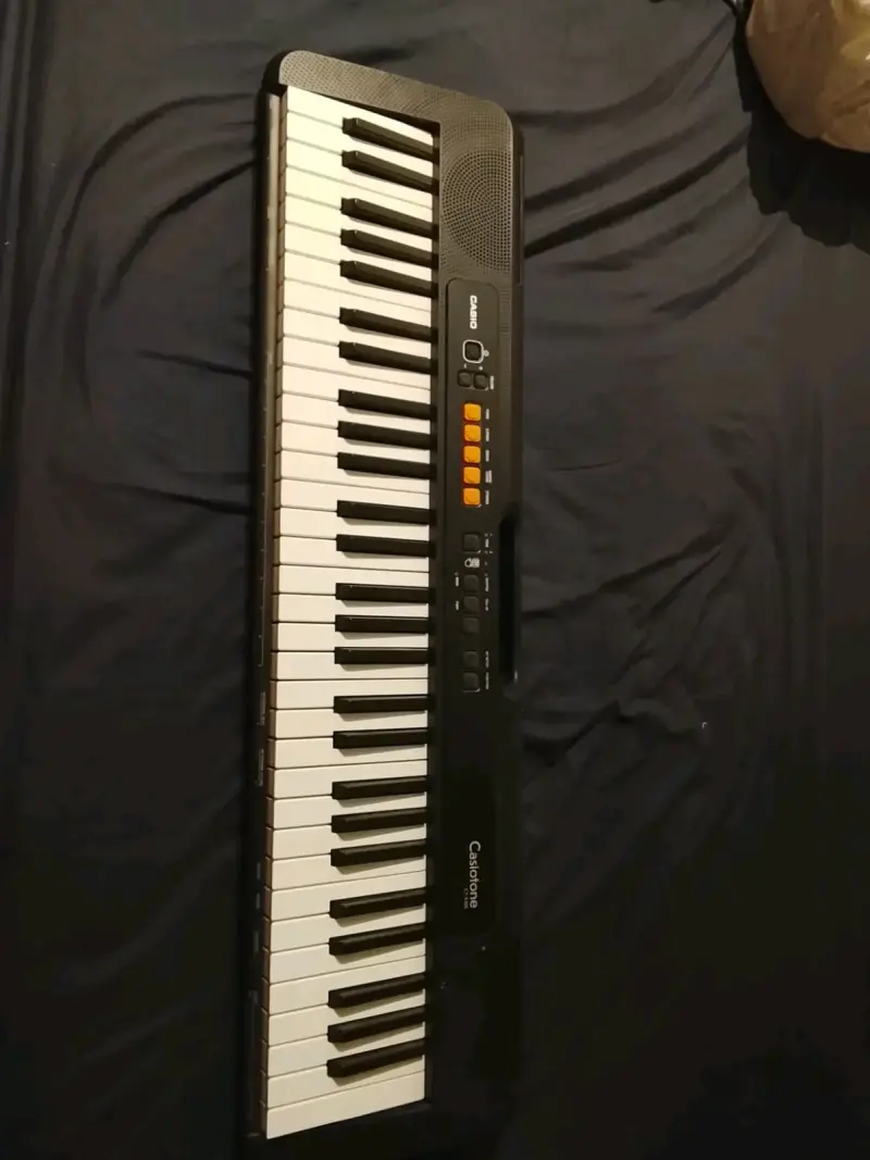 Teclado Musical Casio CT-S100 - 2