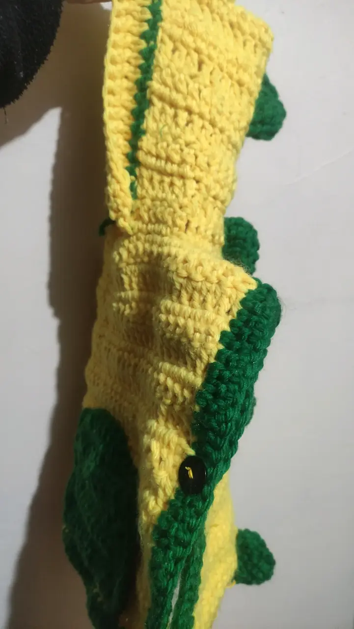 Poncho tejido a crochet amarillo y verde - 2