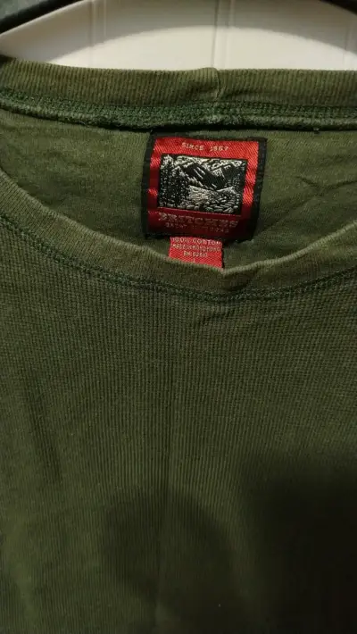 polera de manga larga verde de algodón para hombre - miniatura 2