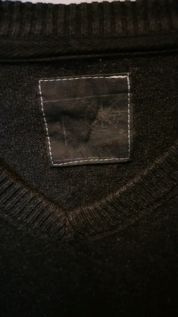 Suéter negro de lana para hombre - 2