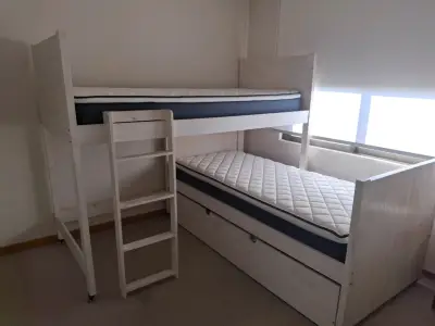 Camarote triple de madera - miniatura 1
