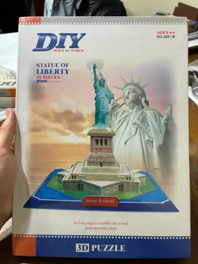 Puzzle 3D Arquitectónico "Estatua de la Libertad" - miniatura 1