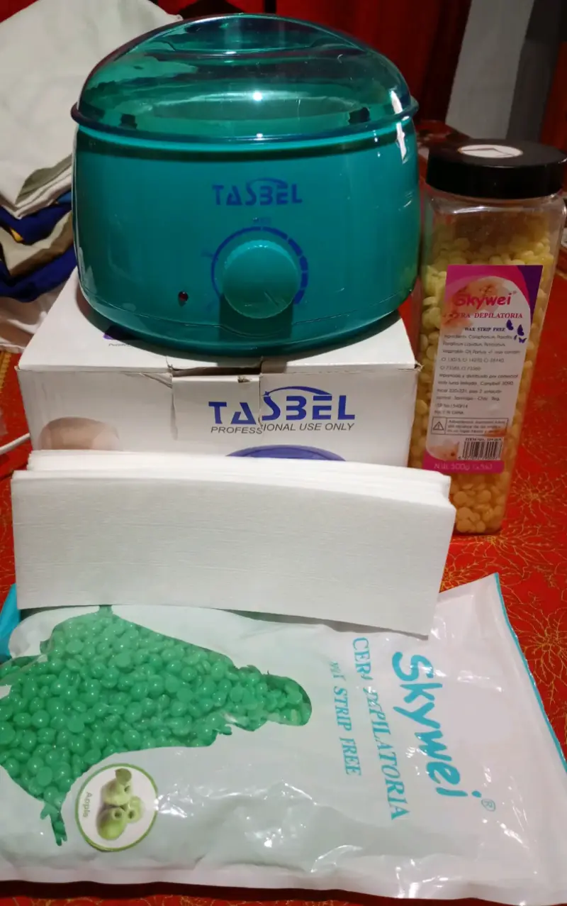 Calentador de cera Tasbel con cera depilatoria Skywei