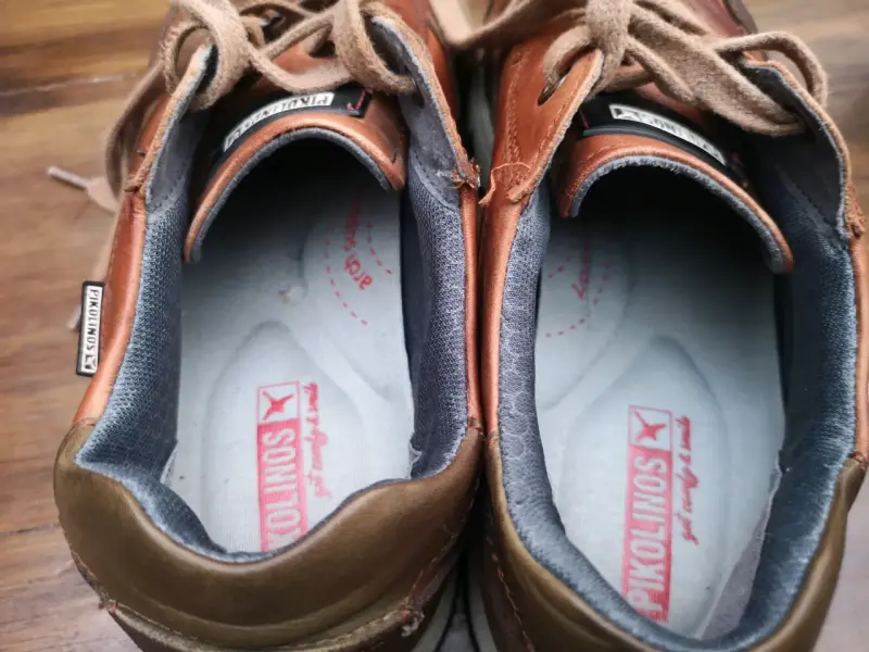 Zapatillas casuales de cuero Pikolinos marrón - 2