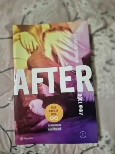 Libro 'After' de Anna Todd en buen estado - miniatura 1