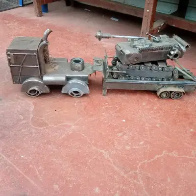 Parrilla de hierro con mesa de cerámica - miniatura 3