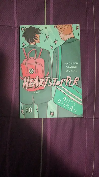Novela gráfica Heartstopper de Alice Oseman - miniatura 1