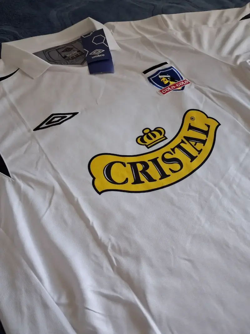 Camiseta Colo-Colo Umbro Fernández 14, replica. - 4