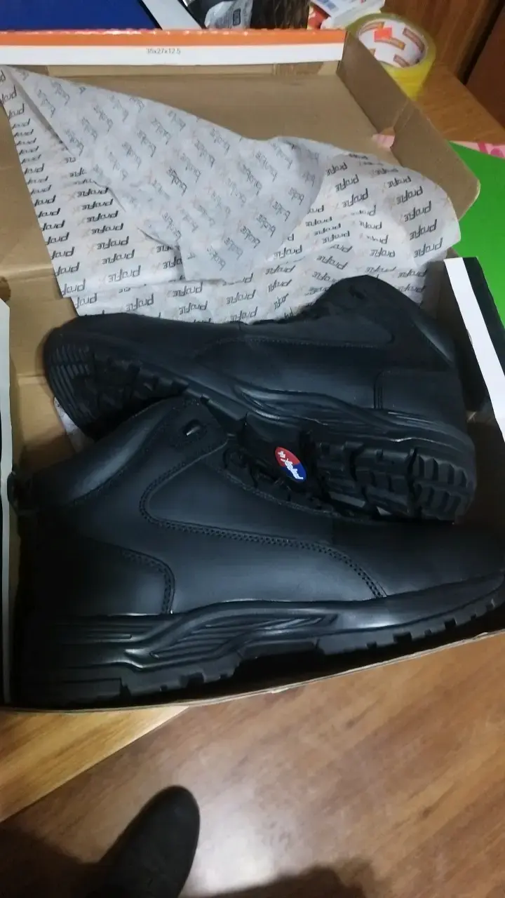 Botas de seguridad negras Proflex resistentes al agua - 4